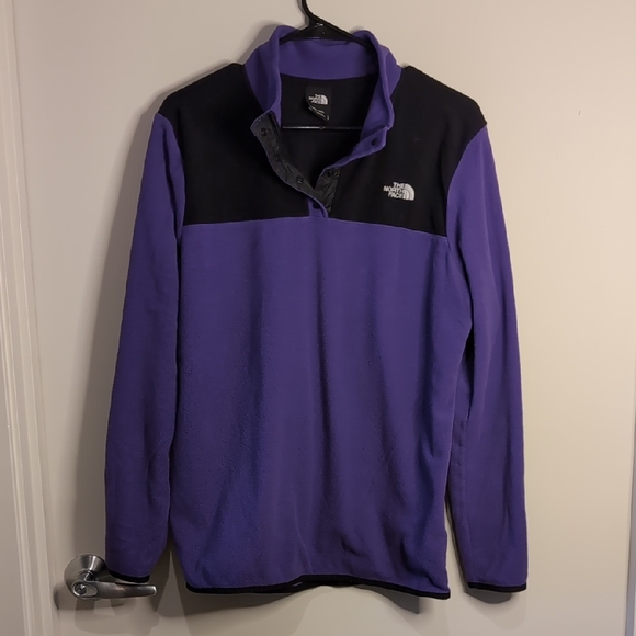 The North Face Sweaters - The North Face Purple and Black Fleece Pullover
